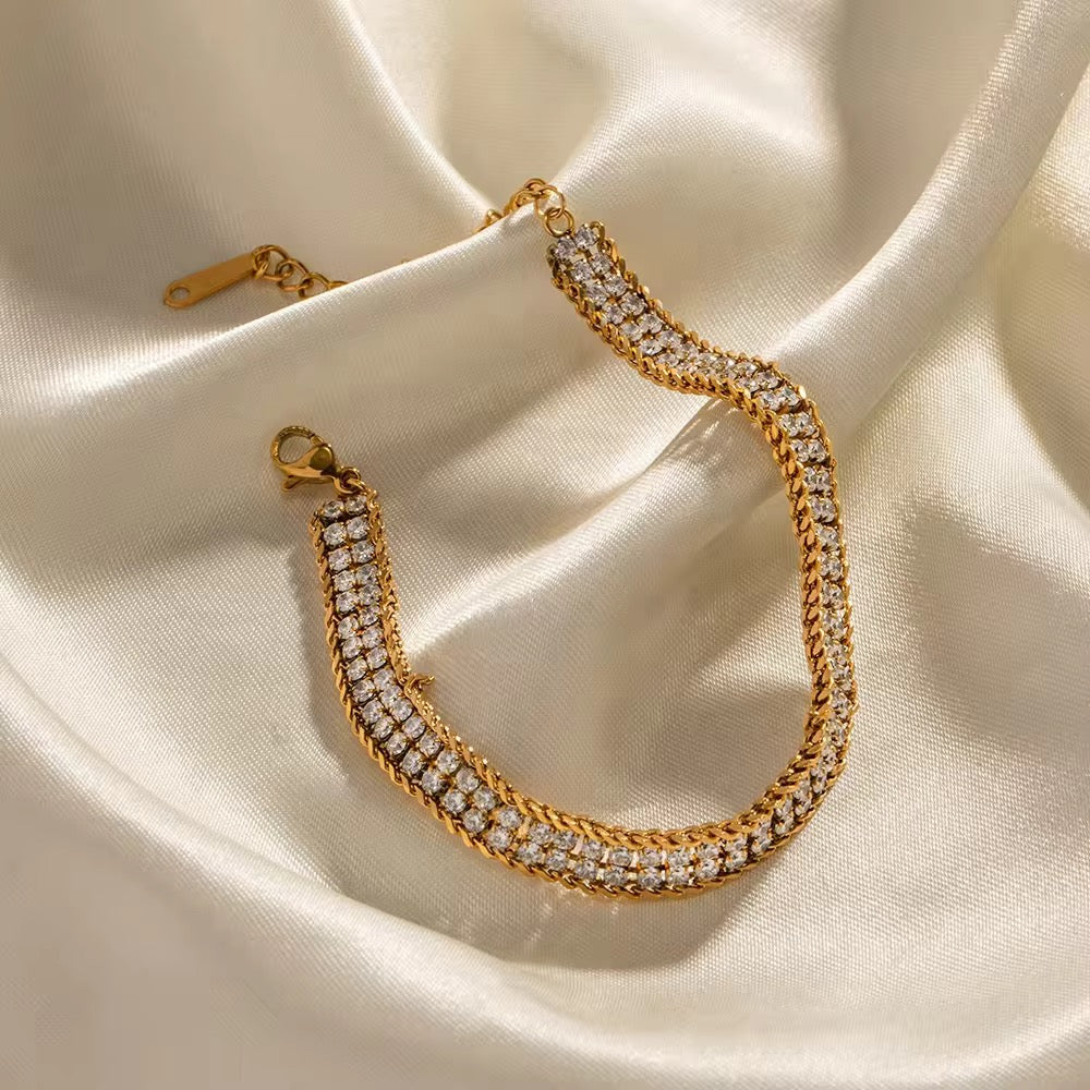 Woven Bracelet 18k