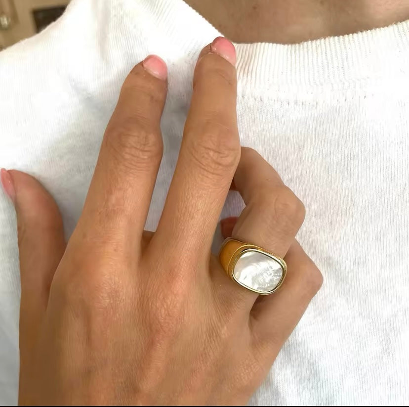 Grace - Mother of pearl