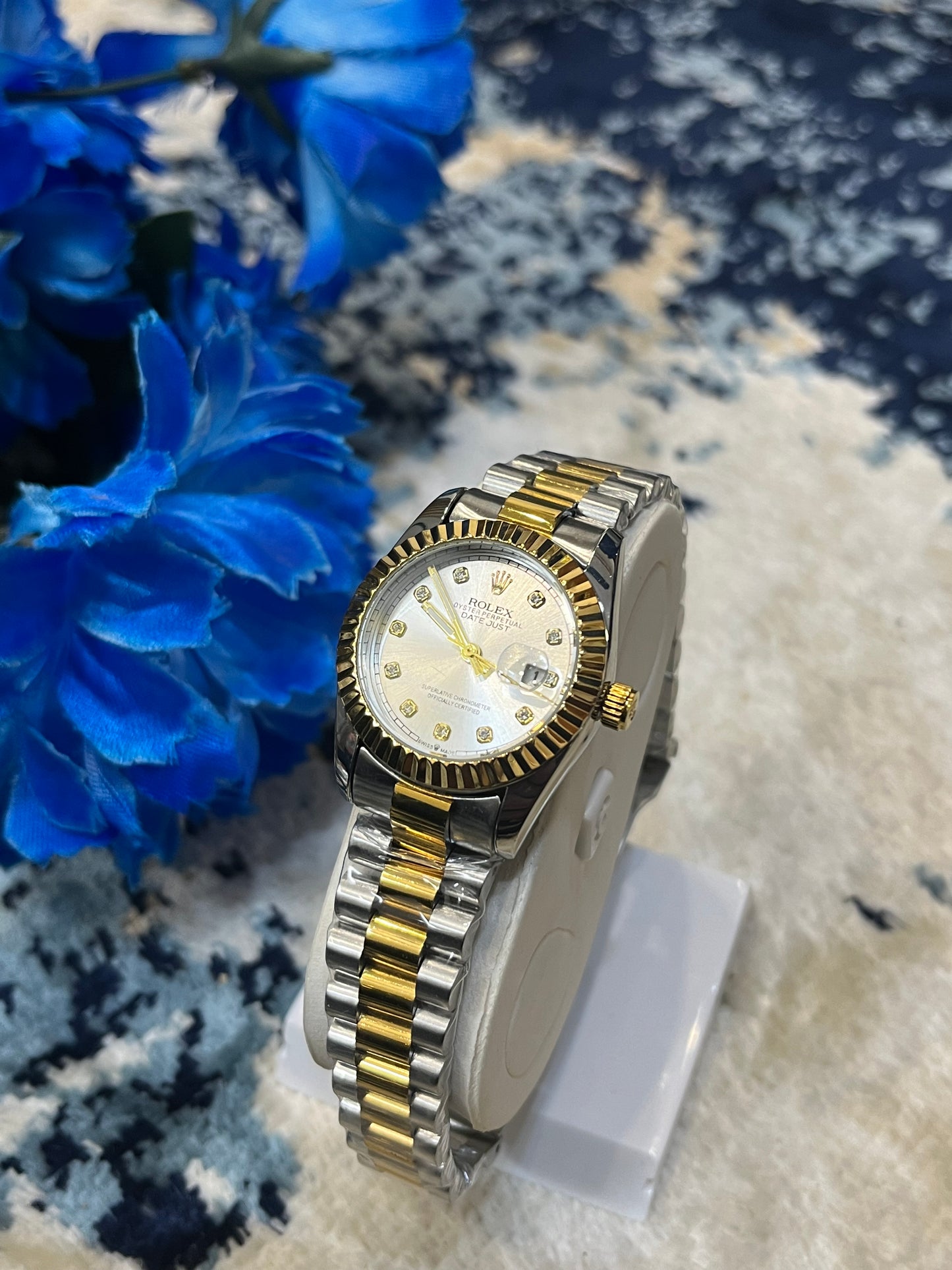 Rolex mini dated (white)