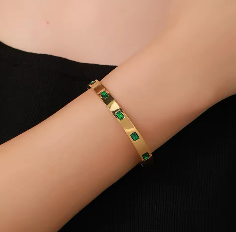 Emerald Bracelet 18k
