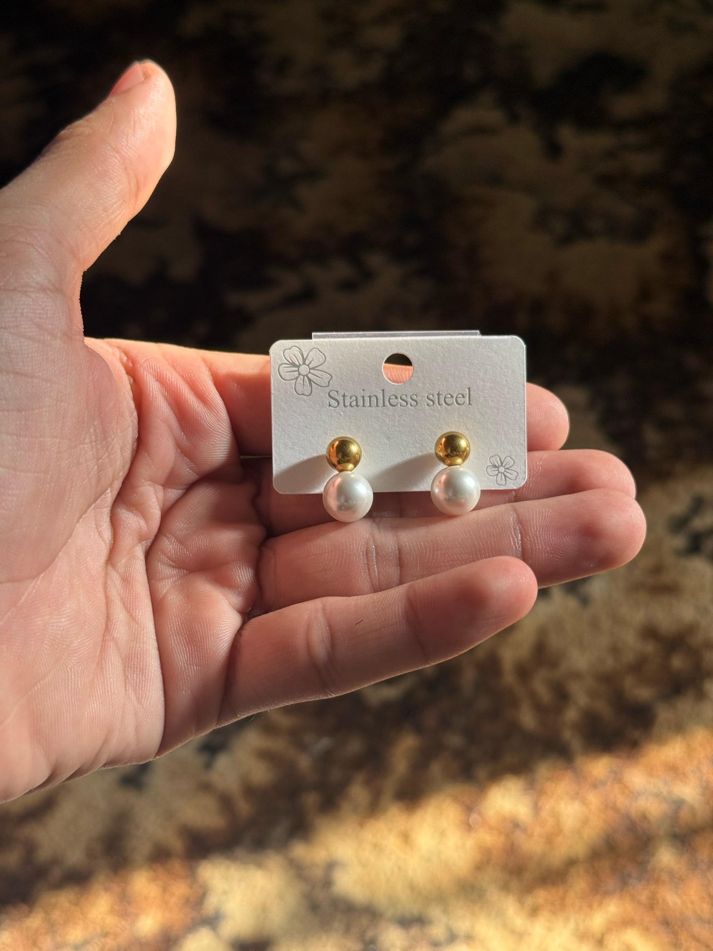 Pearl Studs 18k