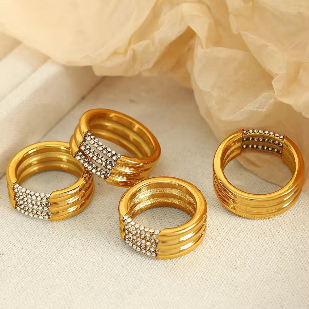 Mia Ring 18k