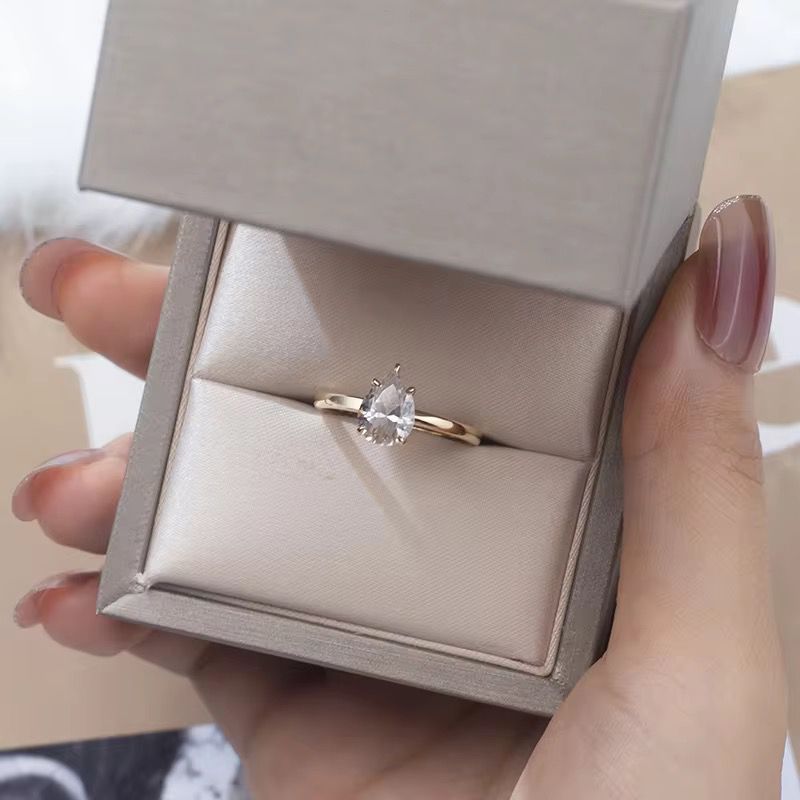 Diamond solitaire Ring