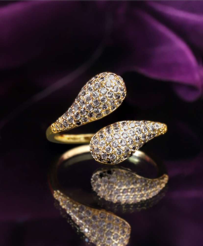 Eda Gold Ring