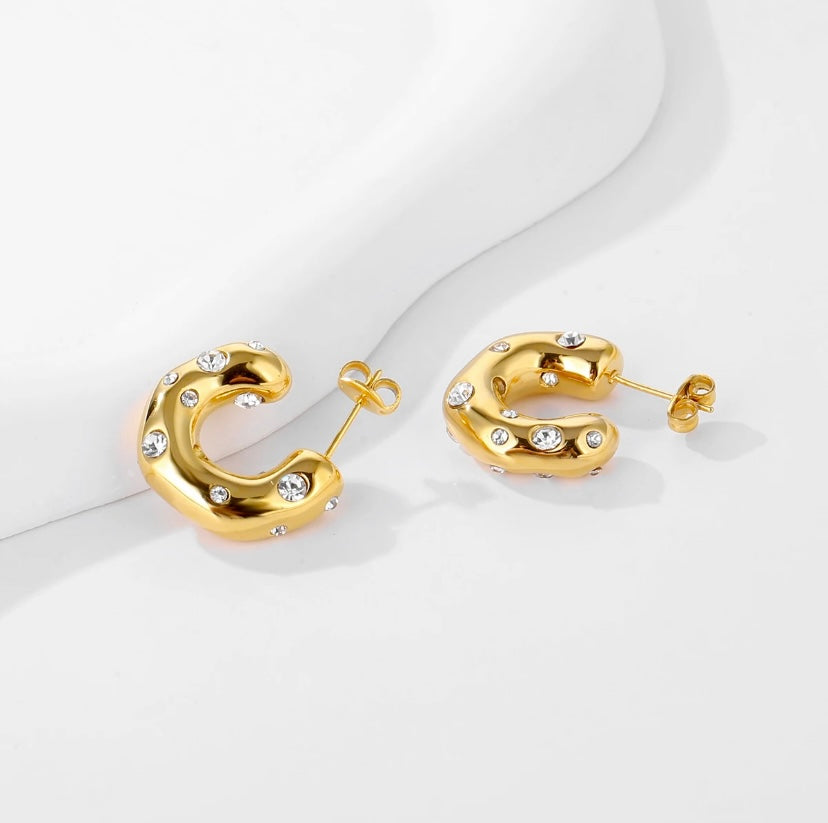 Jessica Hoops 18k