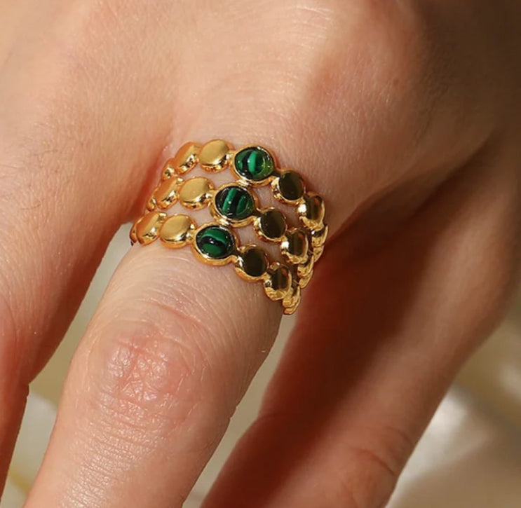 Ella Ring 18k