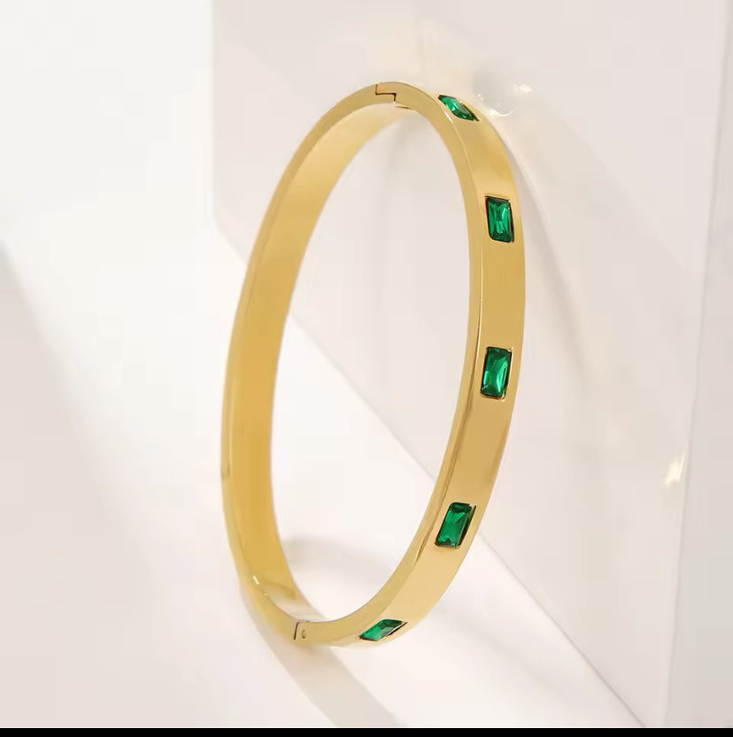 Emerald Bracelet 18k