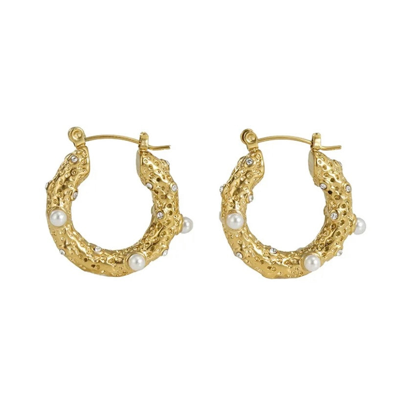 Pearl Studded Earrings 18k