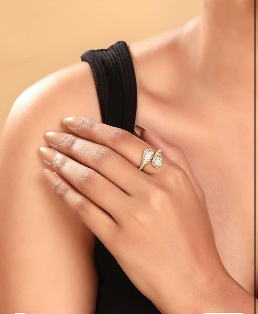 Eda Gold Ring