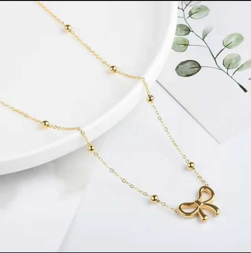 Bow Necklace 18k
