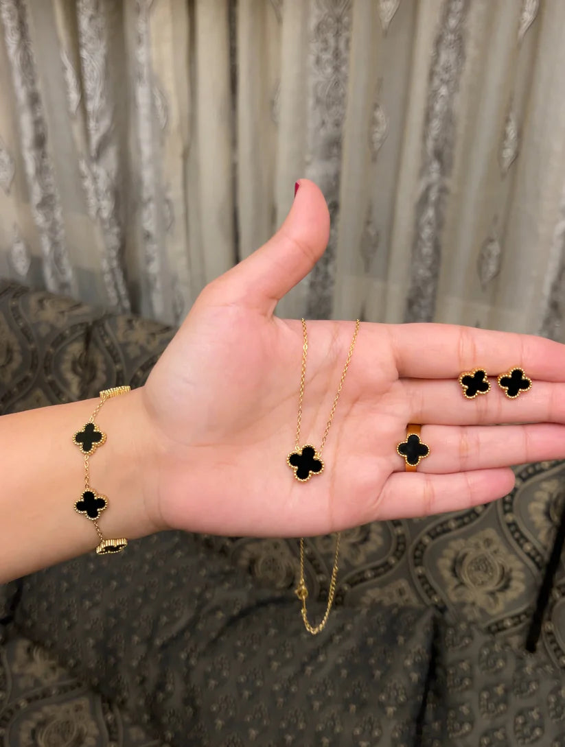 Black Clover Set with adjustable Ring
