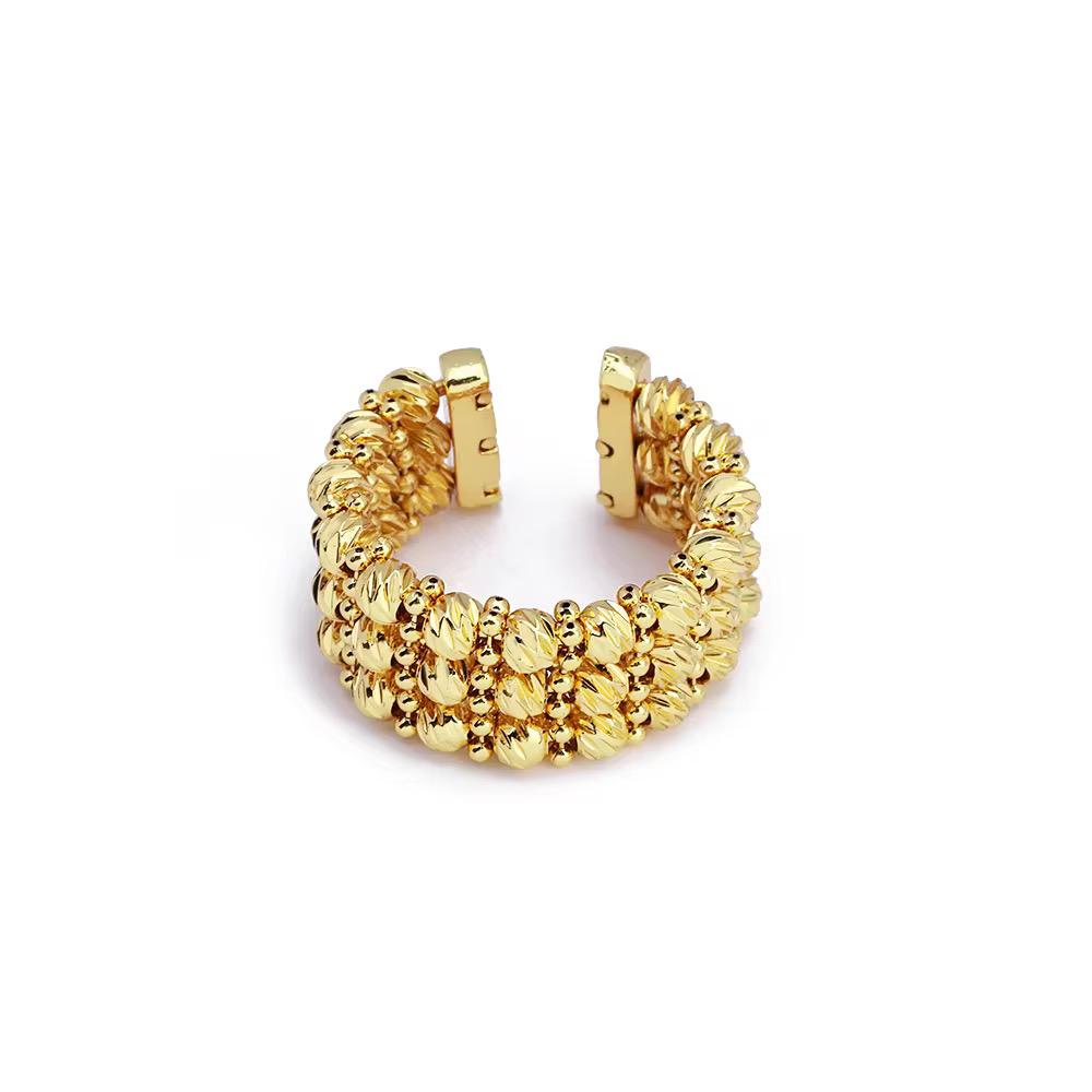 Tres Stone Cut Ring