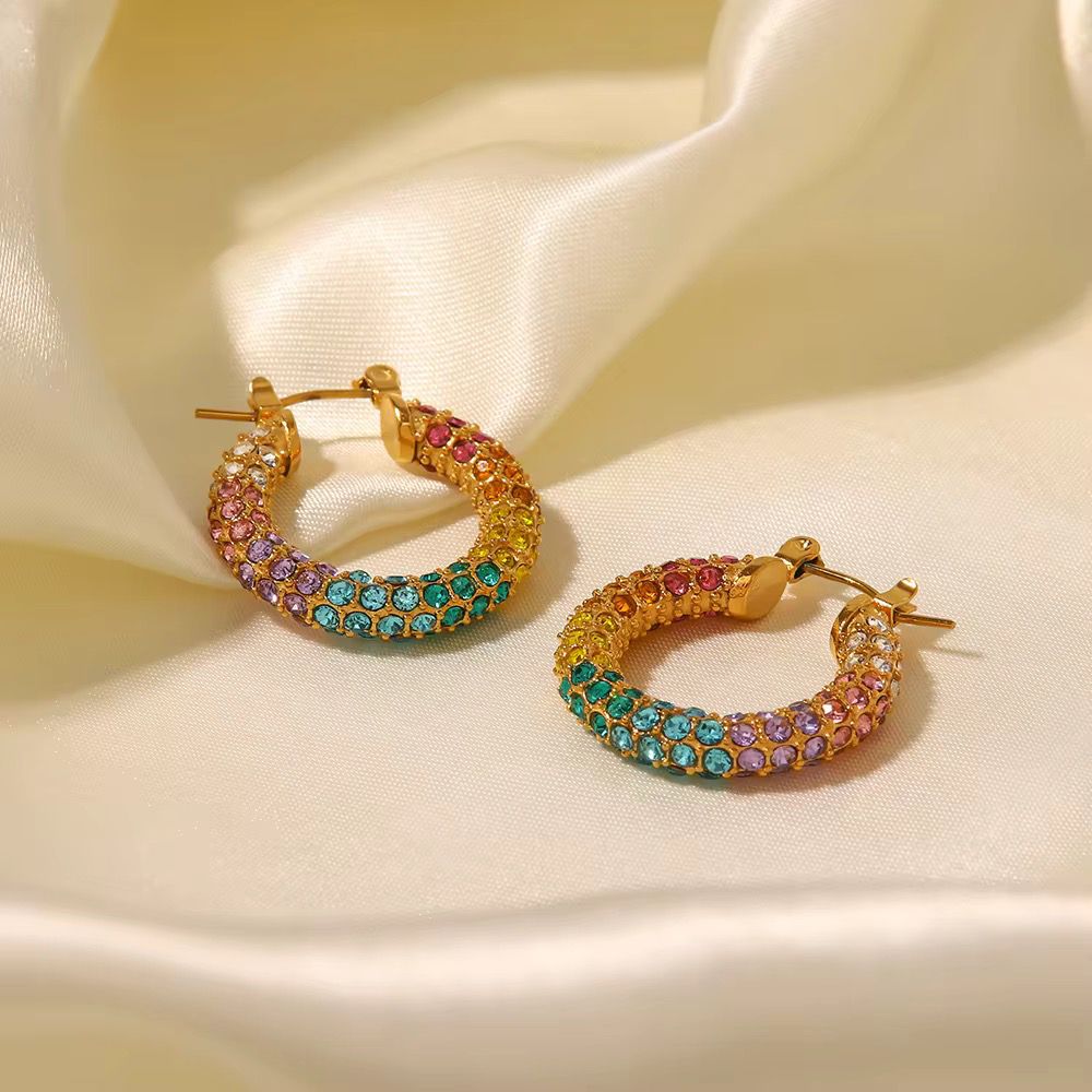 Rainbow Huggies 18k