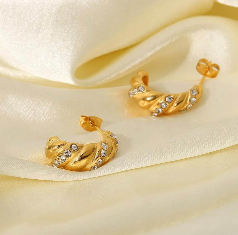 Nia Dome Earrings 18k