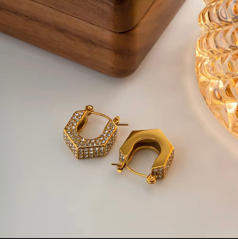 Bella Hoops 18k