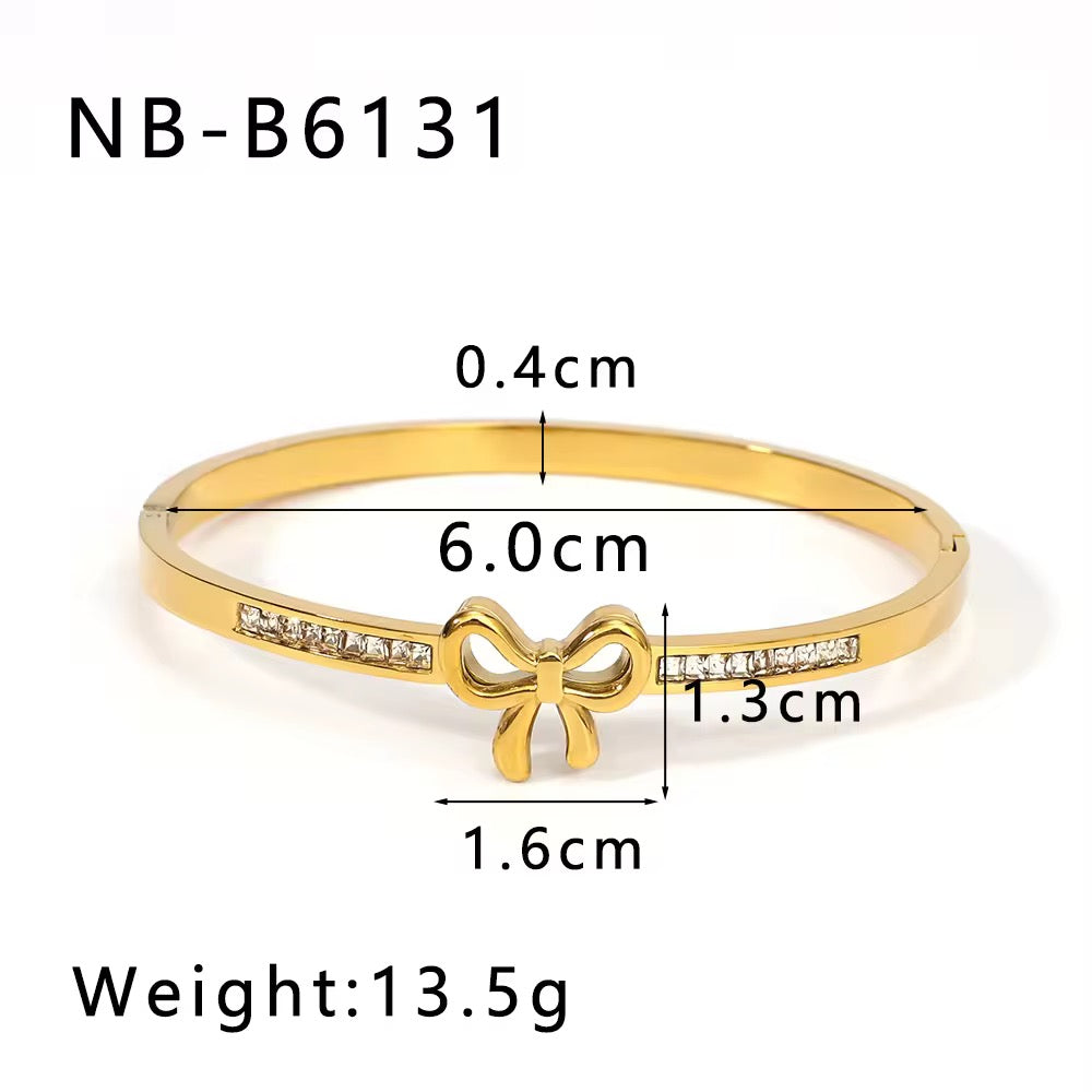Bow Bangle 21k