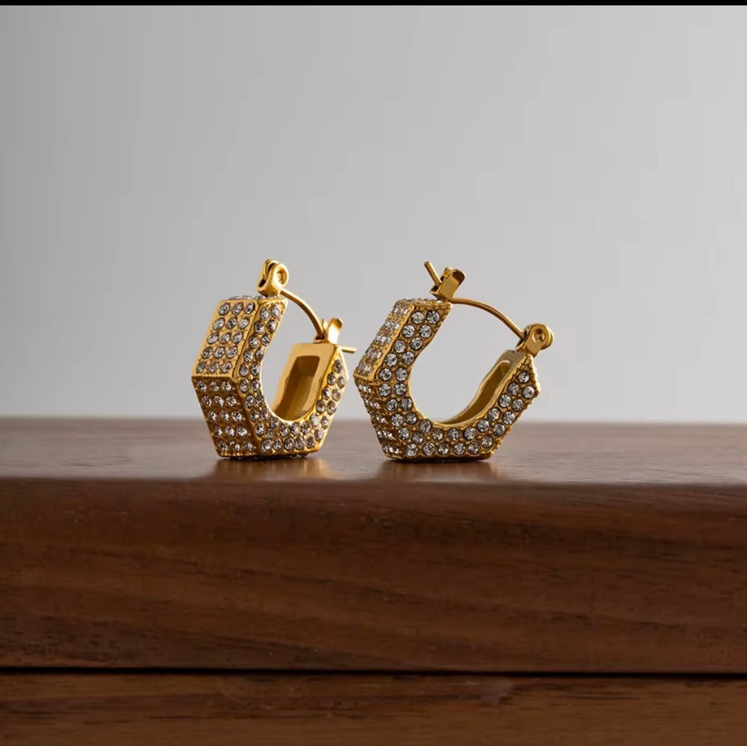 Bella Hoops 18k