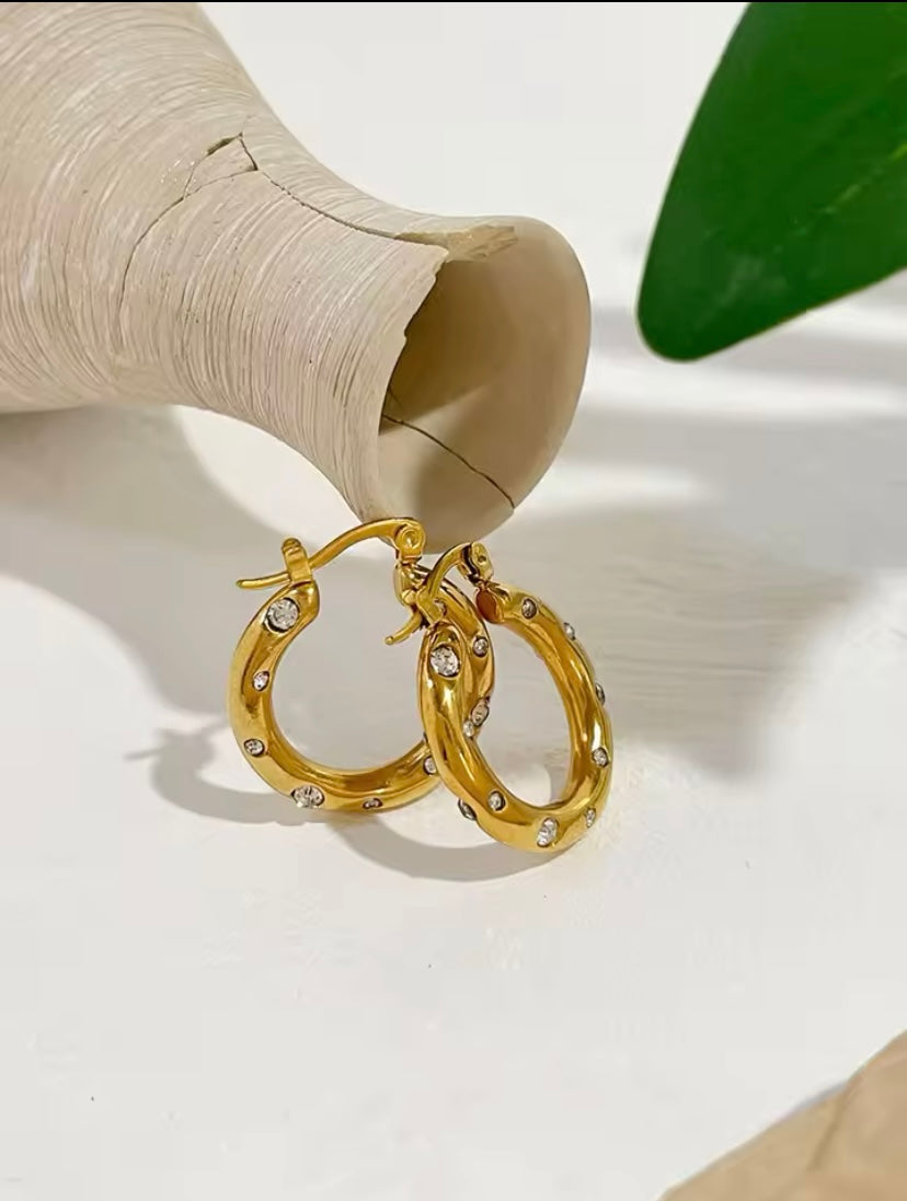 Adornee hoops 18k