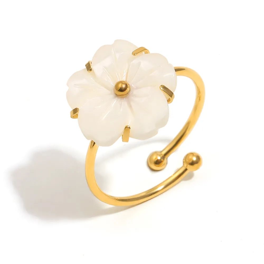 Daisy ring 18k