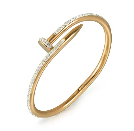 Studded Nail bracelet 18k