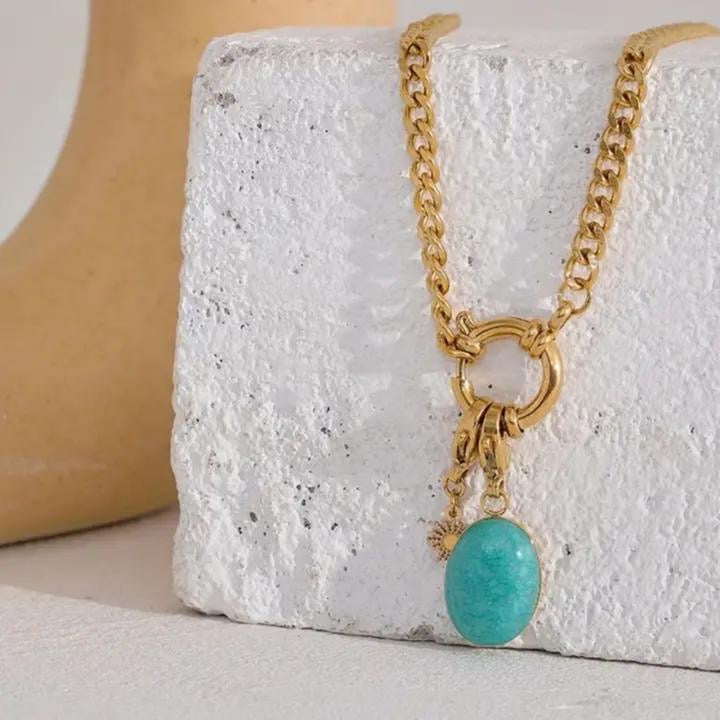The sea turquoise
