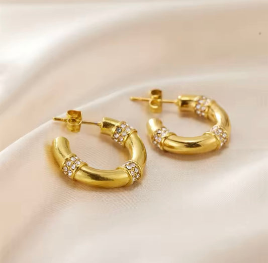 Coiled hoops