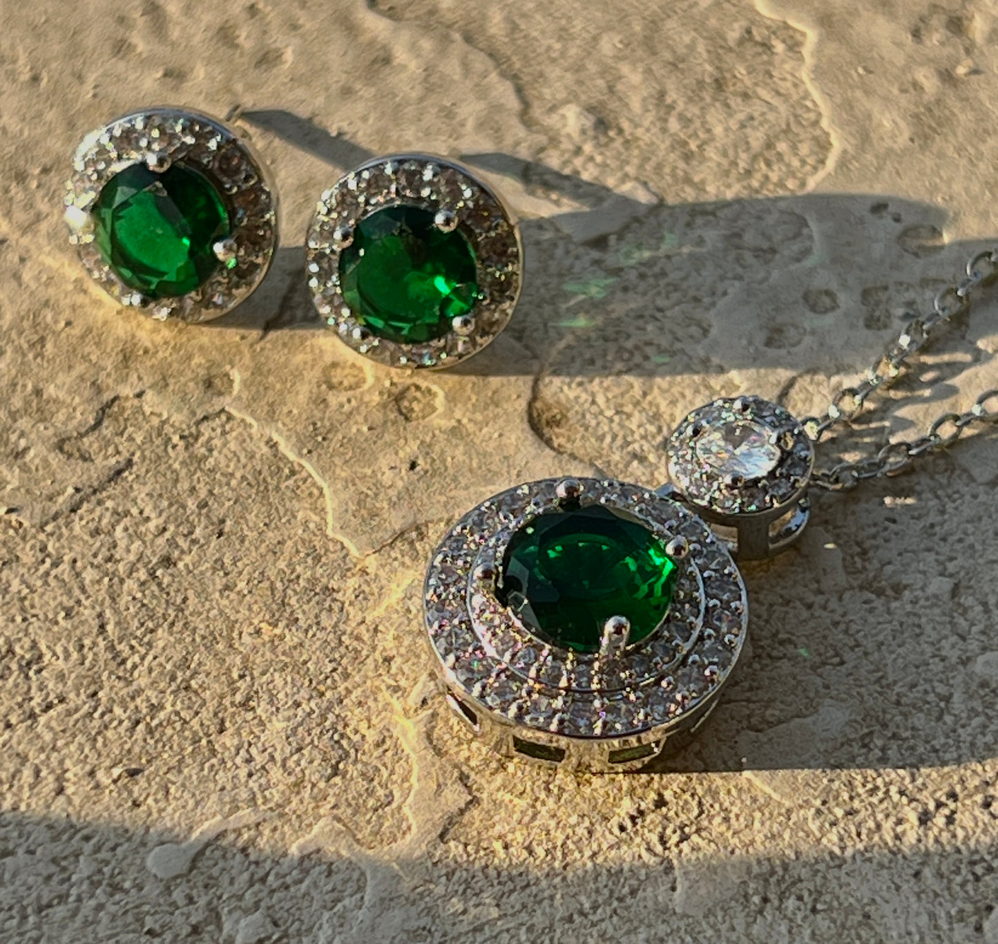 Emerald set 18k