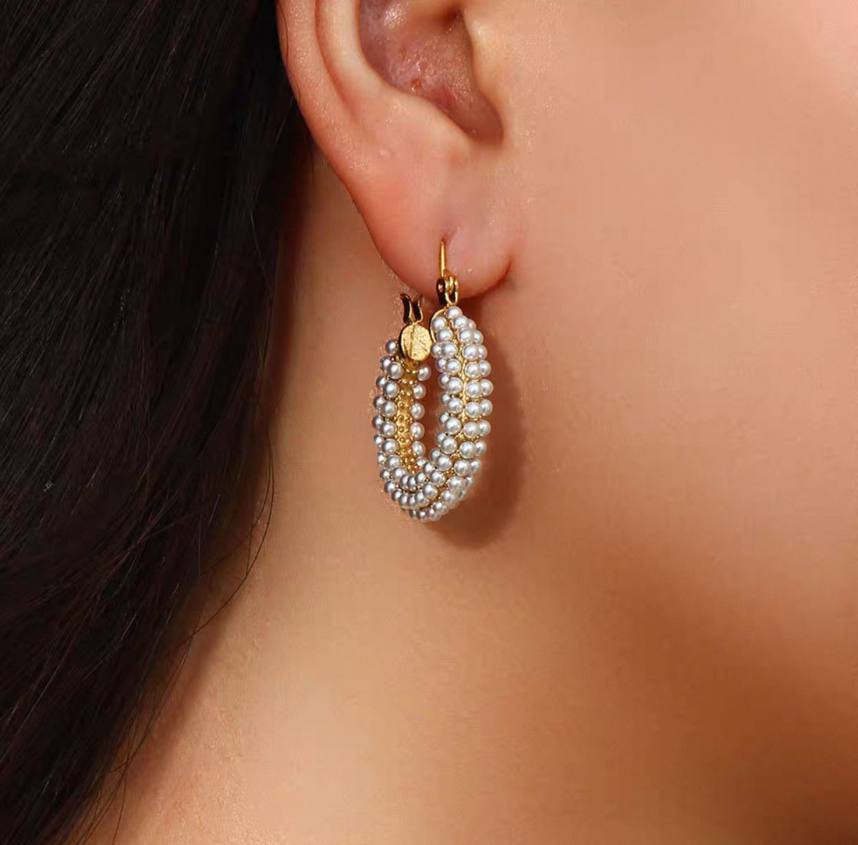 Stippled Pearl 18k