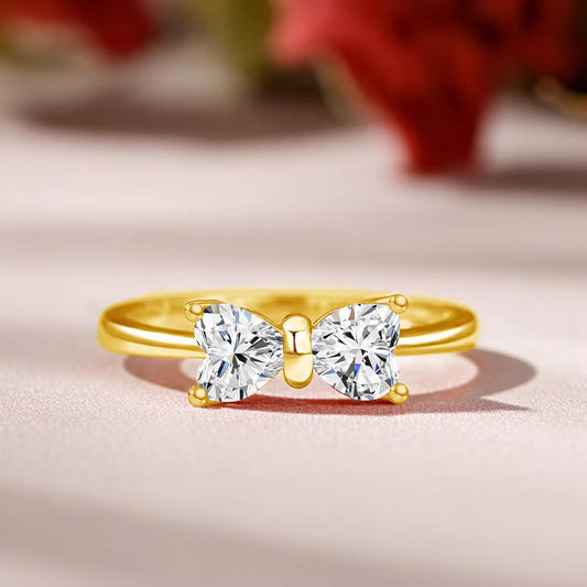 Crystal ribbon ring