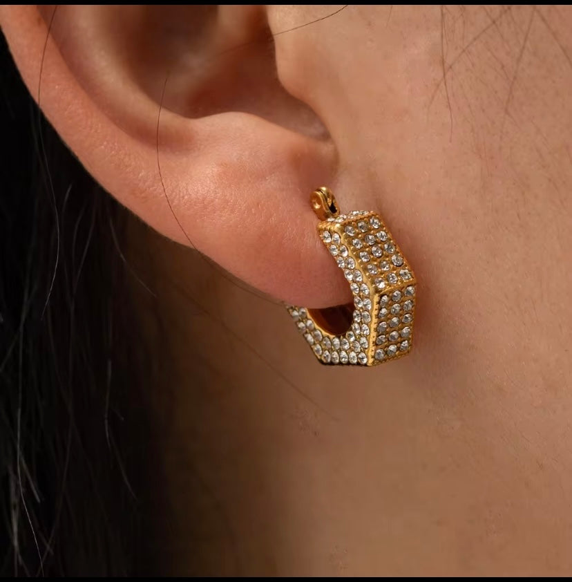 Bella Hoops 18k
