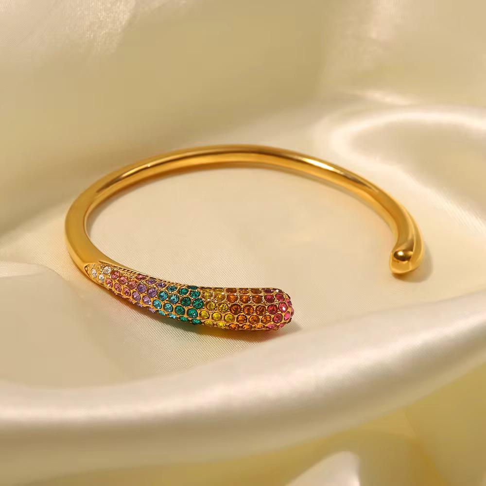 Aurora gloom bangle