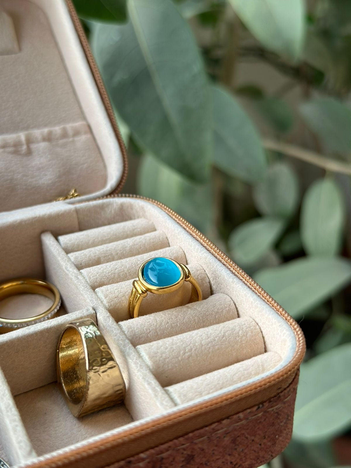 Natural stone ring