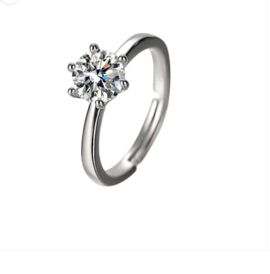 Single stone Zircon Ring