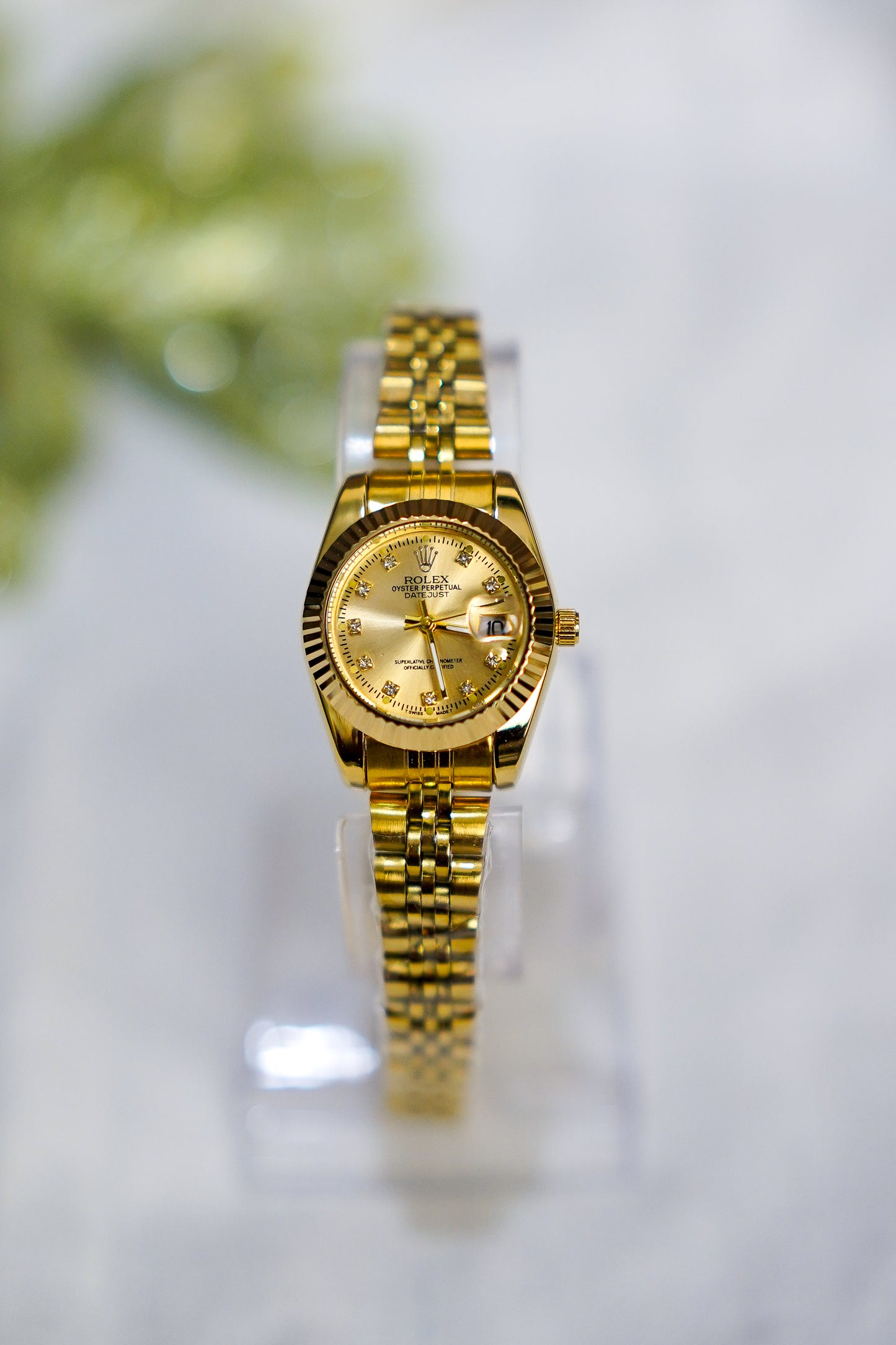 Rolex Date Oyster Golden Dial Woman Watch