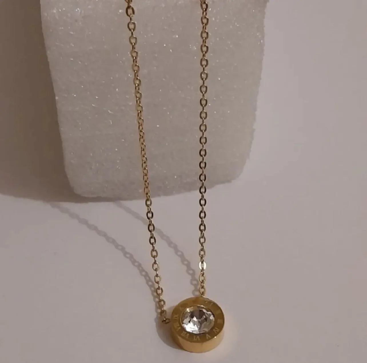Single Stone Necklace 18k