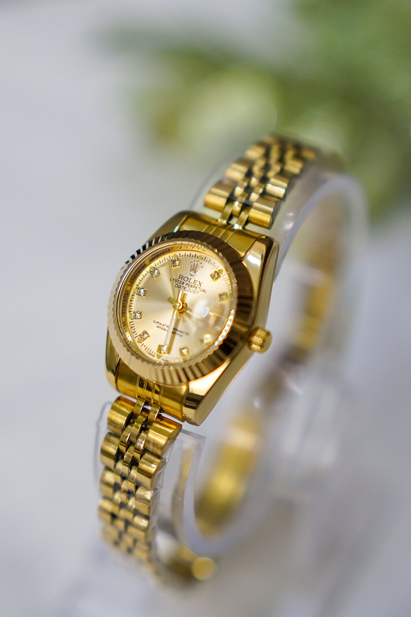 Rolex Date Oyster Golden Dial Woman Watch