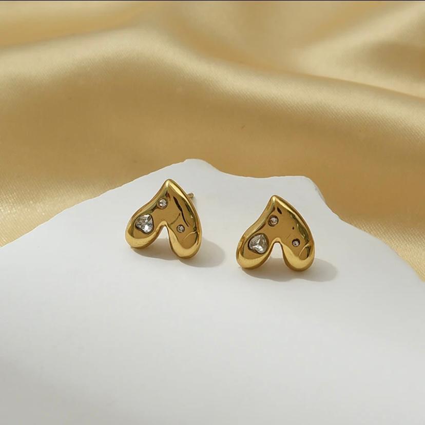 Lustrous Love Earrrings
