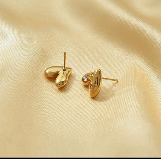 Lustrous Love Earrrings