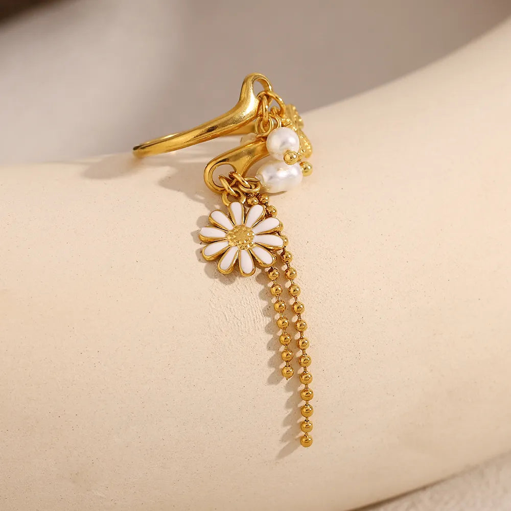 Bee Blossom Ring
