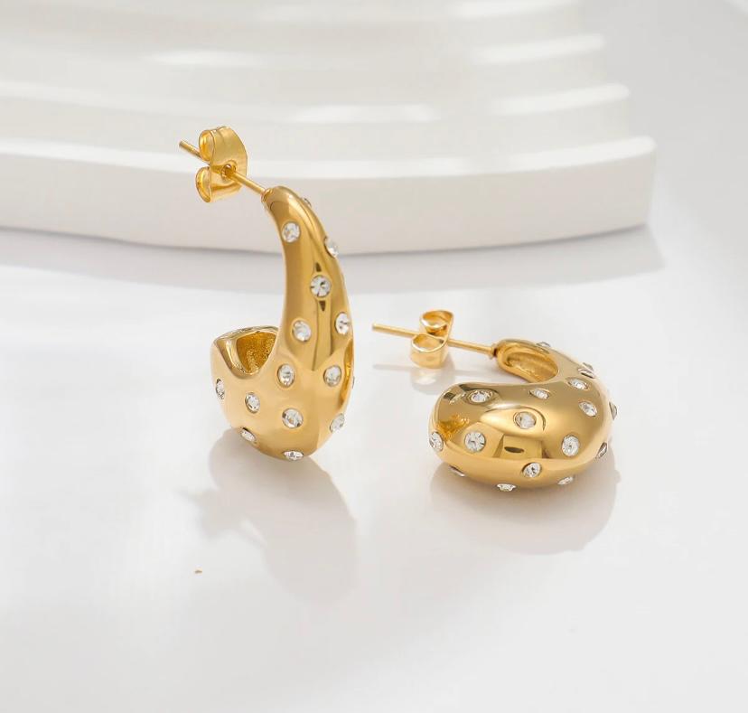 Alice Crystal Hoops 18k